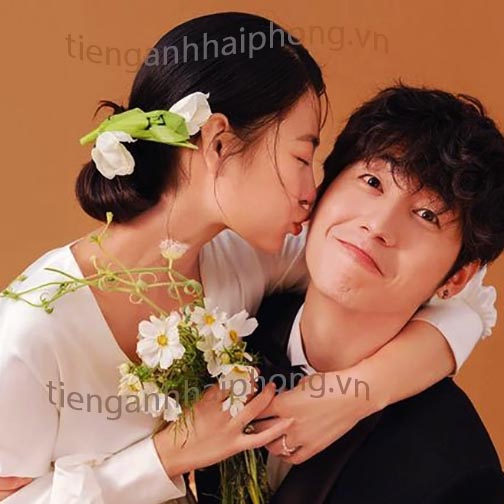 Chỉnh sửa ảnh online ở tại Vĩnh Long- Sài Gòn-Hà Nội-Hải Phòng Photoshop Online Phục hồi ảnh cũ hỏng mốc